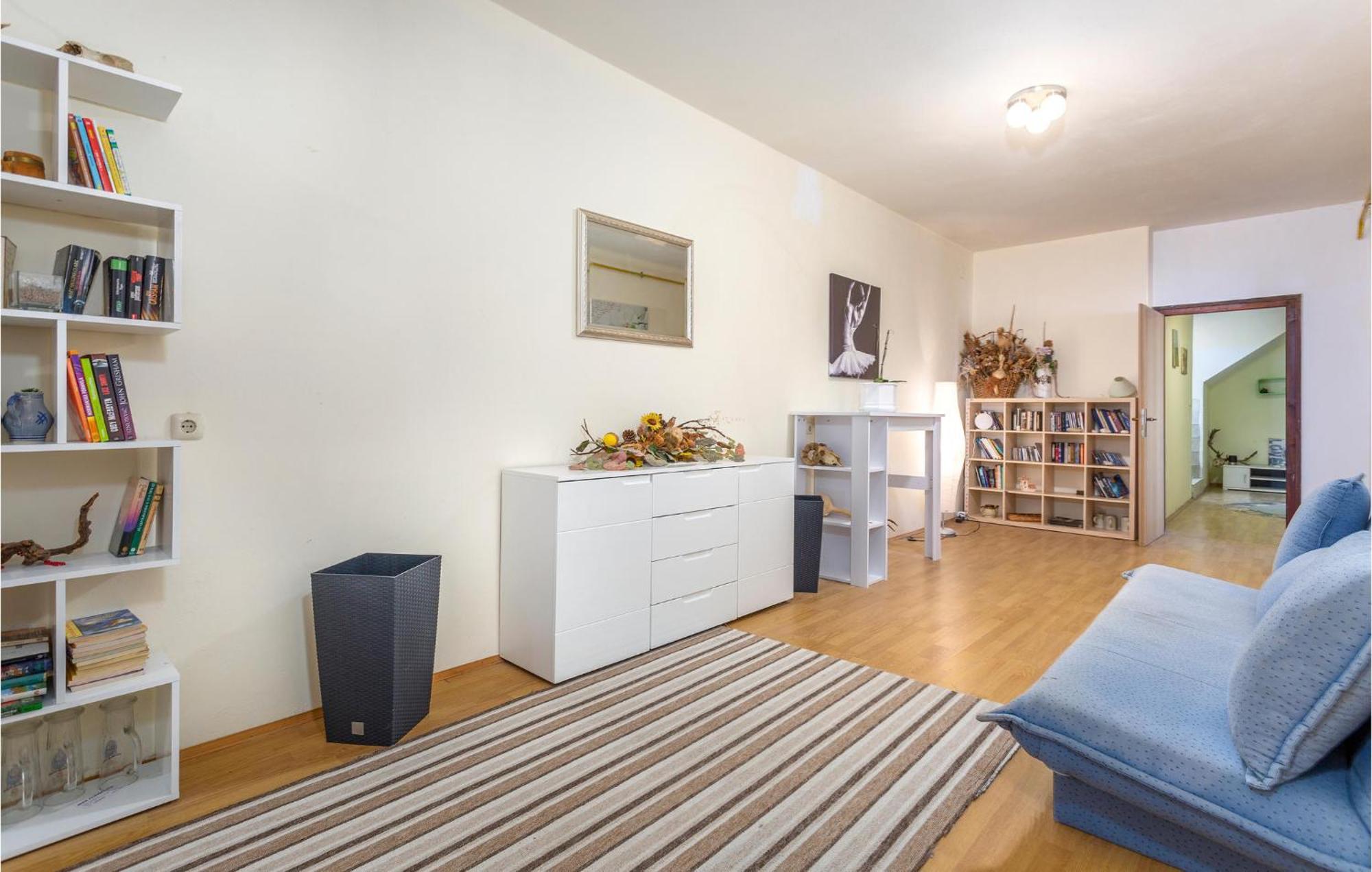 Awesome Apartment In Stara Baska 1 With Kitchen Extérieur photo